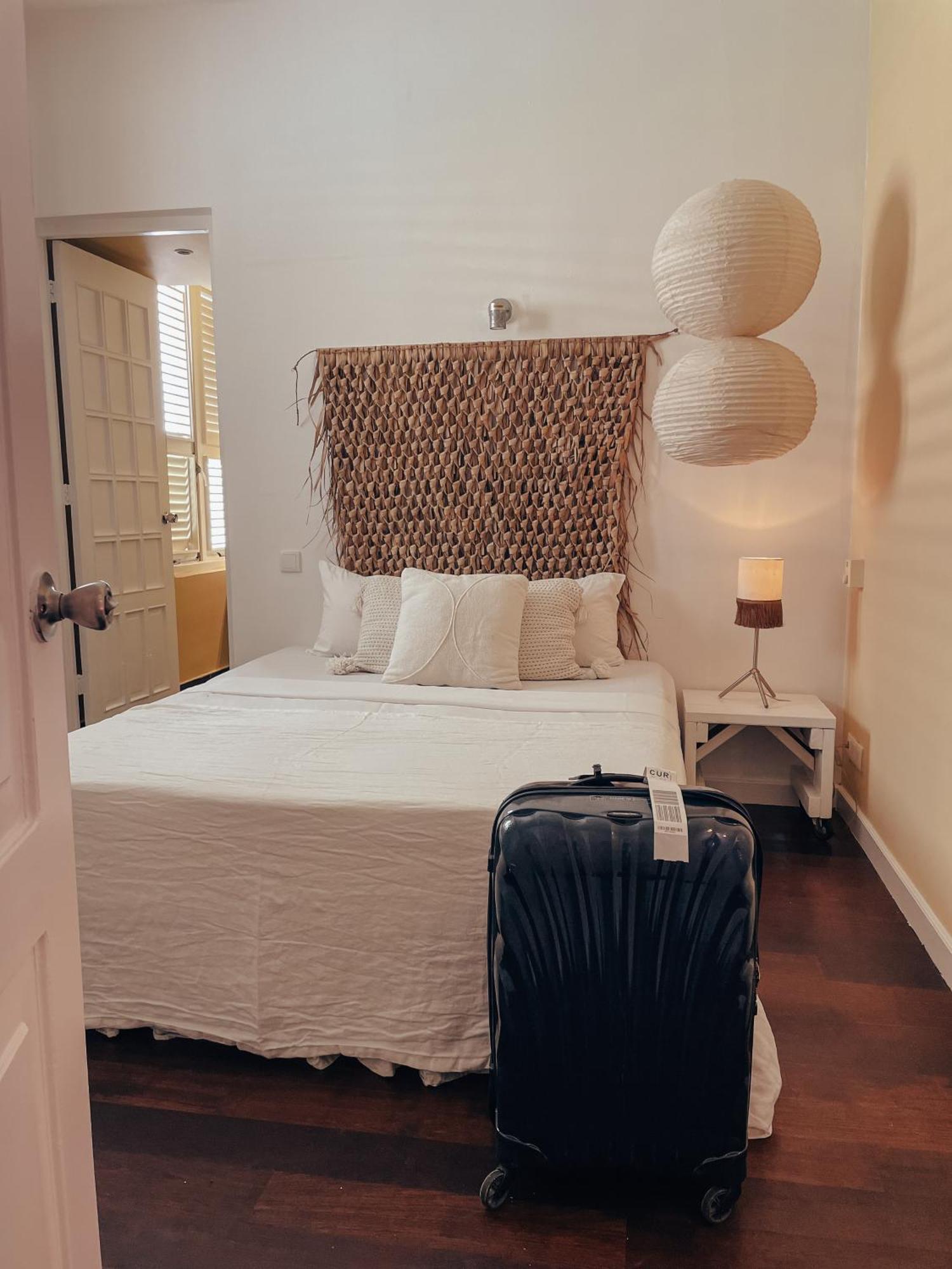 Bijblauw Hotel Вилемстад Екстериор снимка