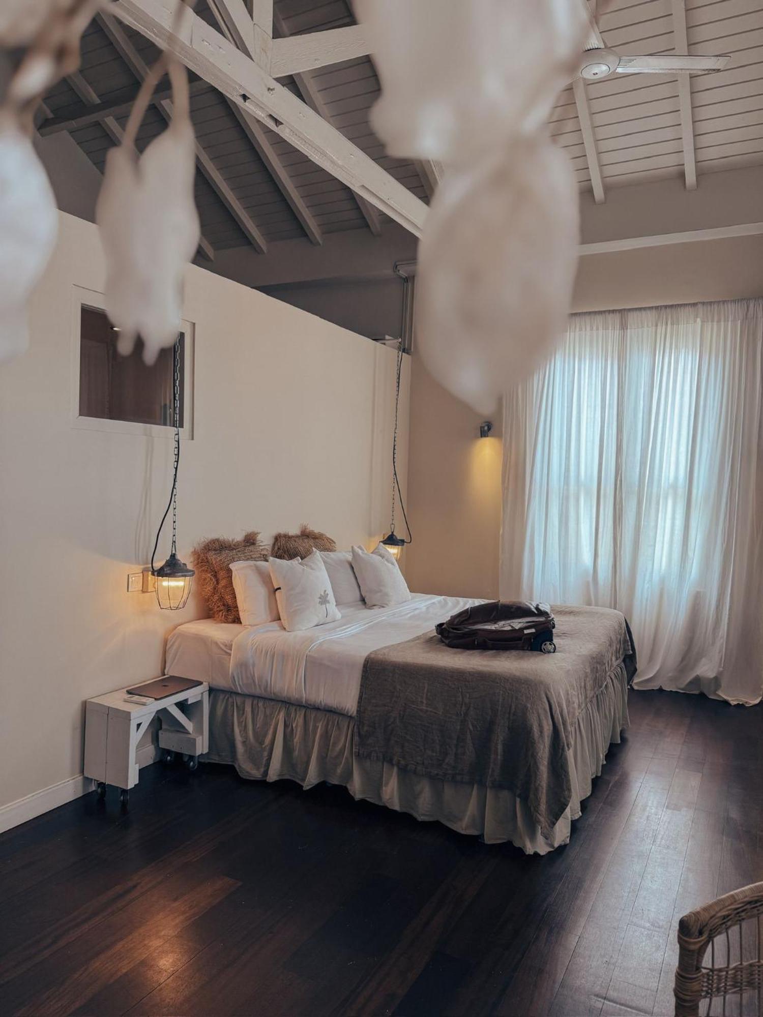 Bijblauw Hotel Вилемстад Екстериор снимка